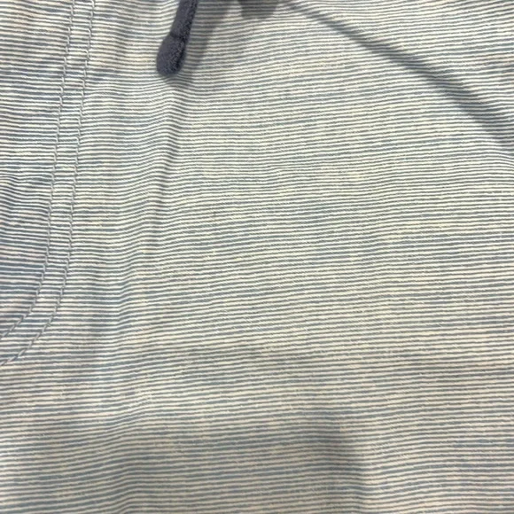 Men’s Izod Shorts - Picture 5 of 5